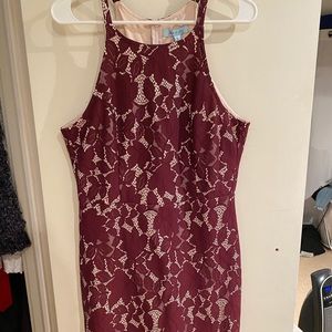 Plum fitted lace dress